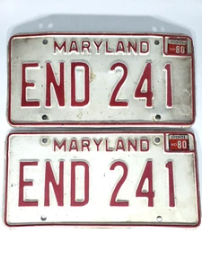 Placas de licencia, 1980 Maryland (par) de colección letras rojas sobre fondo blanco coche - Imagen 1 de 8