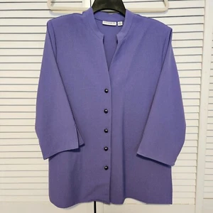 Susan Graver button front top, lilac, size Medium - Picture 1 of 3