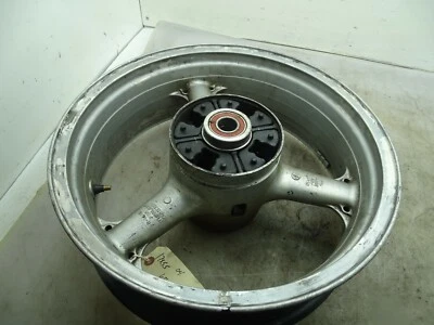 03 04 KAWASAKI ZX6 636 REAR WHEEL W-65 - Imagem 1 de 4
