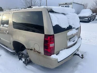 OEM Grille SUBURBAN 1500 07 08 09 10 11 12 13 14 5.3L - Image 1 of 4