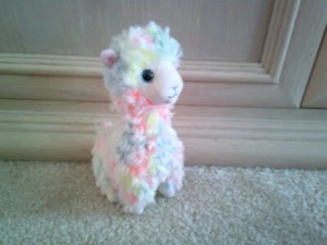Ty Beanie Babies Lola the Llama 8" Plush Stuffed Animal Toy - Picture 1 of 2