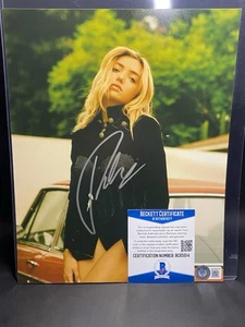 LISTA PEYTON FIRMADA 8x10 | Certificado de autenticidad Beckett - Imagen 1 de 3