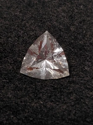 Faceted Quartz, Beginner Trilliant, 12.395 Carats - Image 1 of 4