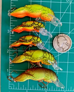 SET 5 REBELLENKÖDER KREBSE CRANKBAITS TAUCHER SCHWIMMER KREBSEN SMALLMOUTH BARSCH MIX - Bild 1 von 7