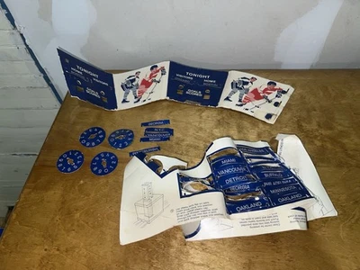 Munro Hockey *Scoreboard Team Name Cardboard Art* OEM Original Parts Piece Game - Image 1 of 4