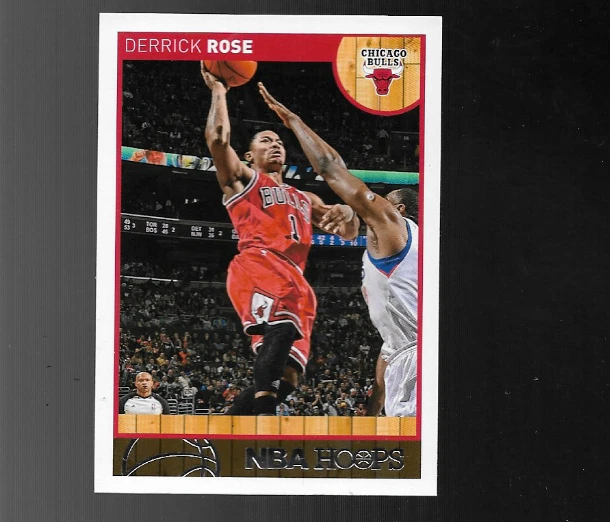 Derrick Rose 13-14 Hoops #182 Bulls Knicks Free Combined Shipping Qty Aval. - Image 1 of 1
