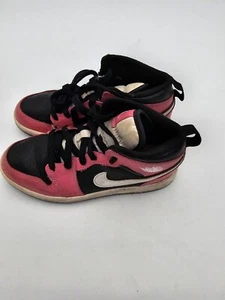 RARE GS Size 1.5y Nike Air Jordan 1 Mid “Hyper Pink White” Sneakers 640737-002 - Picture 1 of 9