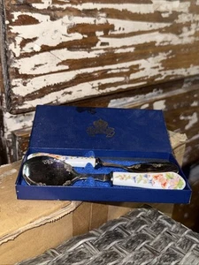 Vintage Silver Plate Serving Spoons - Picture 1 of 8