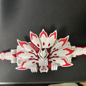 Accessorio cintura Kamen Rider Geats DX Boost Mark IX fibbia rialzo Bandai Henshin - Foto 1 di 5