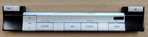 Clarion VRX575USB Audio Video Detachable Faceplate ONLY * TESTED & WORKING * - Picture 1 of 1