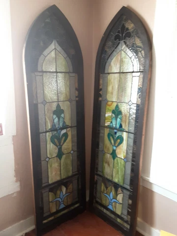 2 LARGE ANTIQUE STAINED GLASS  CHURCH  WINDOW 7ft x 2ft Cover