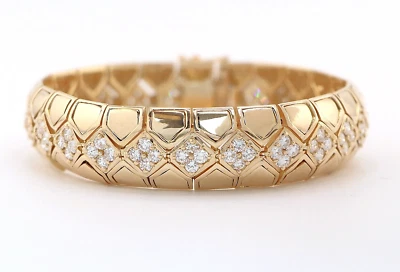 Brazalete redondo de diamantes de 6,75"" Boucheron de oro amarillo de 18 k con puntas de 5,00 quilates $28.500 Foto 1 de 4