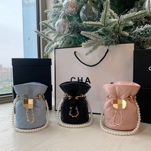 Summer NewCC Birthday Pineapple Mini Bucket Bag Pearl Chain Hand-held Bucket Bag - Picture 1 of 9