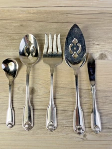Oneida CLASSIC SHELL Cube Stainless Flatware 5 pc Serving Set Spoons Fork Pie - Picture 1 of 6
