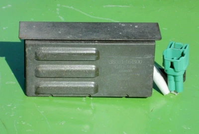 CHEVY METRO 95-01 DAYLIGHT RUNNING HEADLIGHT RESISTOR 38661-56B00 OEM SWIFT X-90 - Image 1 of 4