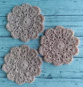 Crochet Flower Coasters Set of 3 100% Cotton Color Peach - Picture 1 of 3