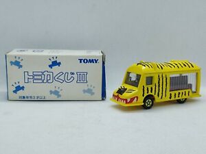 Tomica Kuji III Lottery Yellow Lion Bus No. 26