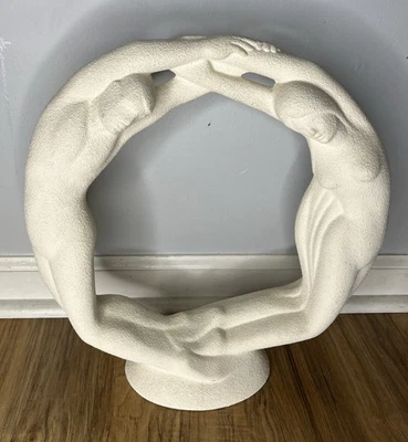 Escultura de colección Haeger estilo Art Deco blanca texturizada cerámica hombre mujer pareja Foto 1 de 4