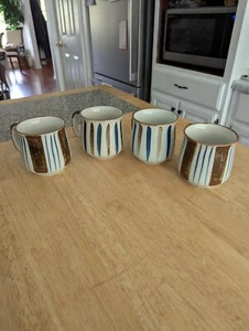Vintage Hand-Painted Stoneware Coffee Mugs – Set of 4 – Rustic Mid-Century Japan - Picture 1 of 8
