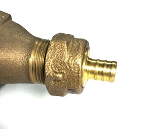 5/8" PEX Water Meter Coupling, LEAD FREE Brass, 5/8" Swivel x 1/2" PEX (20 Pack) - Picture 1 of 5