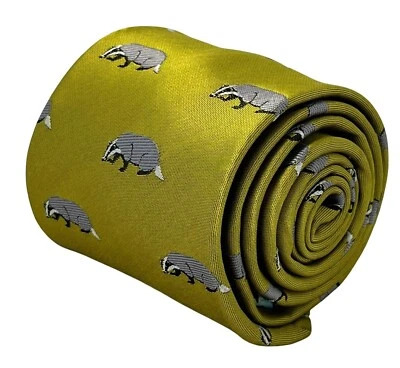 mens tie yellow gold with Hufflepuff badger by Frederick Thomas - Image 1 of 4