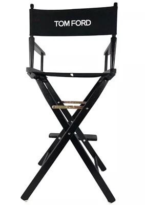 Silla negra portátil Tom Ford para directores de maquillaje Foto 1 de 4