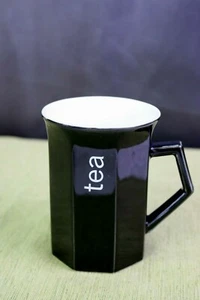 Schwarz & Weiß Achteck Teetasse Weiß Porzellan Innen "TEE" - Bild 1 von 7