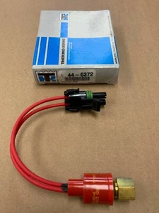 NEW Thermo King 44-6372 AC Low Cut-Out R22 10 psi Low Pressure Switch - Imagen 1 de 1