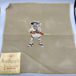 Logotipo vintage Needlepoint University of Virginia Cavaliers 16" x 16" - Imagen 1 de 7