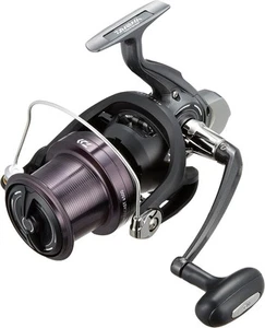 DAIWA Spinning Reel (Throwing/Long Throwing) 17 Crosscast 4500 (2017 Model) - Picture 1 of 4