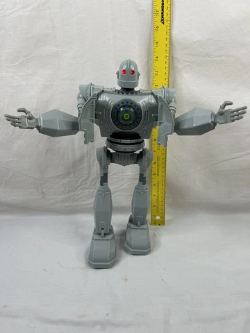 Warner Bros The Iron Giant  14” Light & Sound Walking Articulating Robot Figure Cover