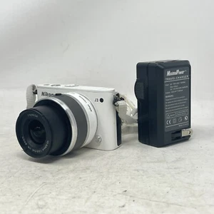 Nikon 1 J3 14.2MP Digital Camera w/ 10-30mm Lens, Battery + Charger (READ DESC) - Picture 1 of 10