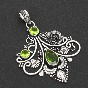 Peridot Gemstone Handmade Flower Pendant Jewelry For Christmas 2.56" AP-38699 - Picture 1 of 1