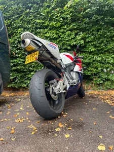 honda fireblade 1000rr - Picture 1 of 5