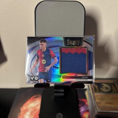 Серебряная нашивка 2024–25 Panini Select La Liga Barcelona Pedri Jumbo призма - Изображение 1 из 2