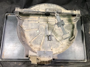 03-10 BMW X3 E83 SPARE TIRE BRACKET CARRIER OEM - Picture 1 of 4