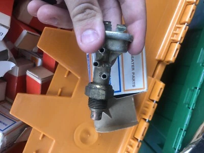 NORS 1971 Ford Mustang Torino Distributor Control Valve D1AZ-12A091-A - Image 1 of 3