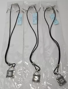 SET BESTEHEND AUS 3 STIGMA SCHLOSS/KRONE CHARM HALSKETTE von Kim Min Sun SCHWARZES LEDERSEIL - NEU - Bild 1 von 4