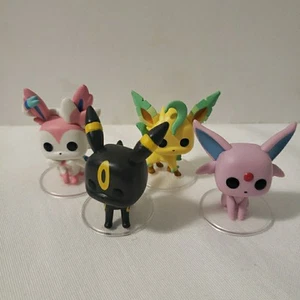 Funko Pop 2023 Pokemon Adventskalender Eevee Evolutions 4er Set Umbreon Leafeon - Bild 1 von 9