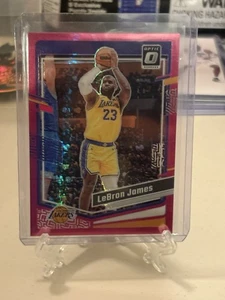 Óptica Panini Donruss 2023-24 - LeBron James #65 rosa Hyper Prizm - Imagen 1 de 2