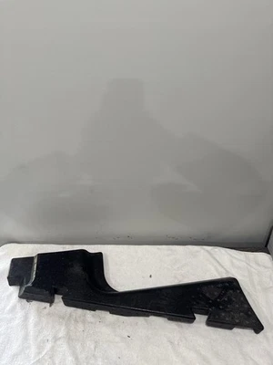 Mercedes Benz Sprinter 2500 2016 OEM protector de espuma - A 906 4684 0437/004 Foto 1 de 3