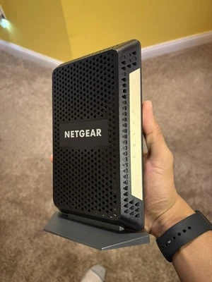 Netgear Cable Modem With Nighthawk Router - Image 1 of 4