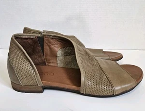 Bueno Tahiti Light Tan Soft Leather Open Toe Sandals Womens Sz 41 Comfort Style - Picture 1 of 17