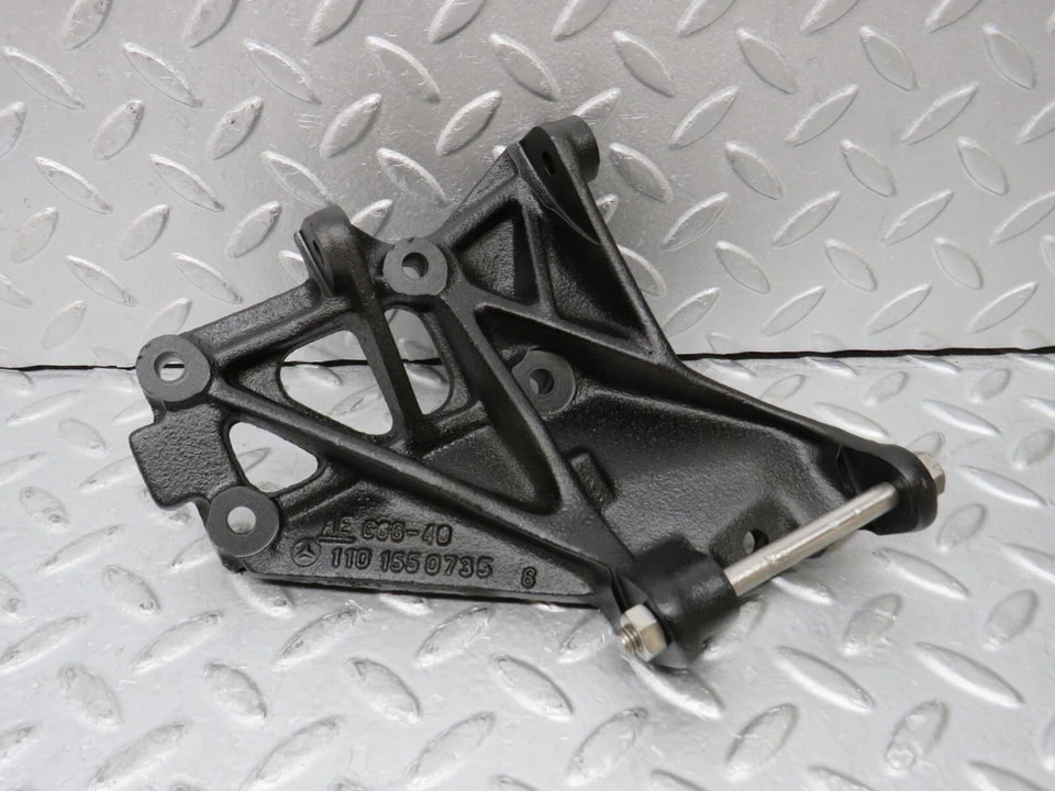 ⚙35471⚙ Mercedes-Benz R107 280SL Alternator Generator Bracket 1101550735 — 第 1/4 张图片