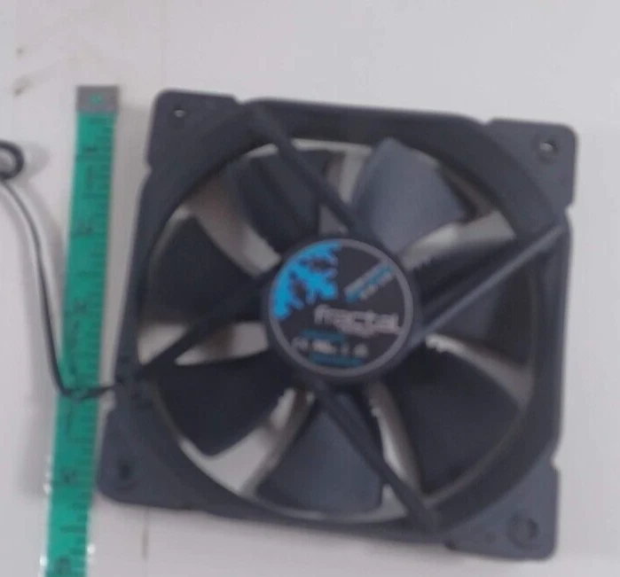 Fractal Design Dynamic X2 GP-12 120mm PC/Computer Case Fan 3pin Silent High Flow - Image 1 of 2