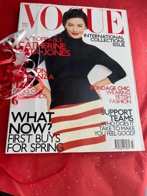 VOGUE MAGAZINE 2001 MARCH Vogue FREE  GIFT WRAP  Fast Dispatch  Foto 1 de 4