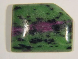PERO Rubí en Zoisita forma libre cabujón espécimen piedra preciosa lapidario 4182C - Imagen 1 de 1