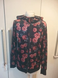 Schwarze Damen Janina Samt Kapuzenjacke mit Roten Blumen Alloverdruck Gr. 38 - Bild 1 von 6