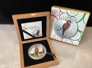 2017 $2 Cook Islands QUILLING ART BIRD 1/2 Oz Silver Proof Coin.  - Picture 1 of 6