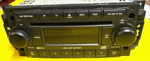 P5064362AA CAR STEREO MP3 CD 6 DISC CHRYSLER @ DODGE CALIBER 2.0 TD SXT 2008 - Foto 1 di 24